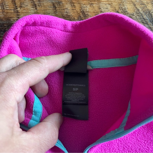Pink North Face fleece pullover - Small - Picture 4 of 7